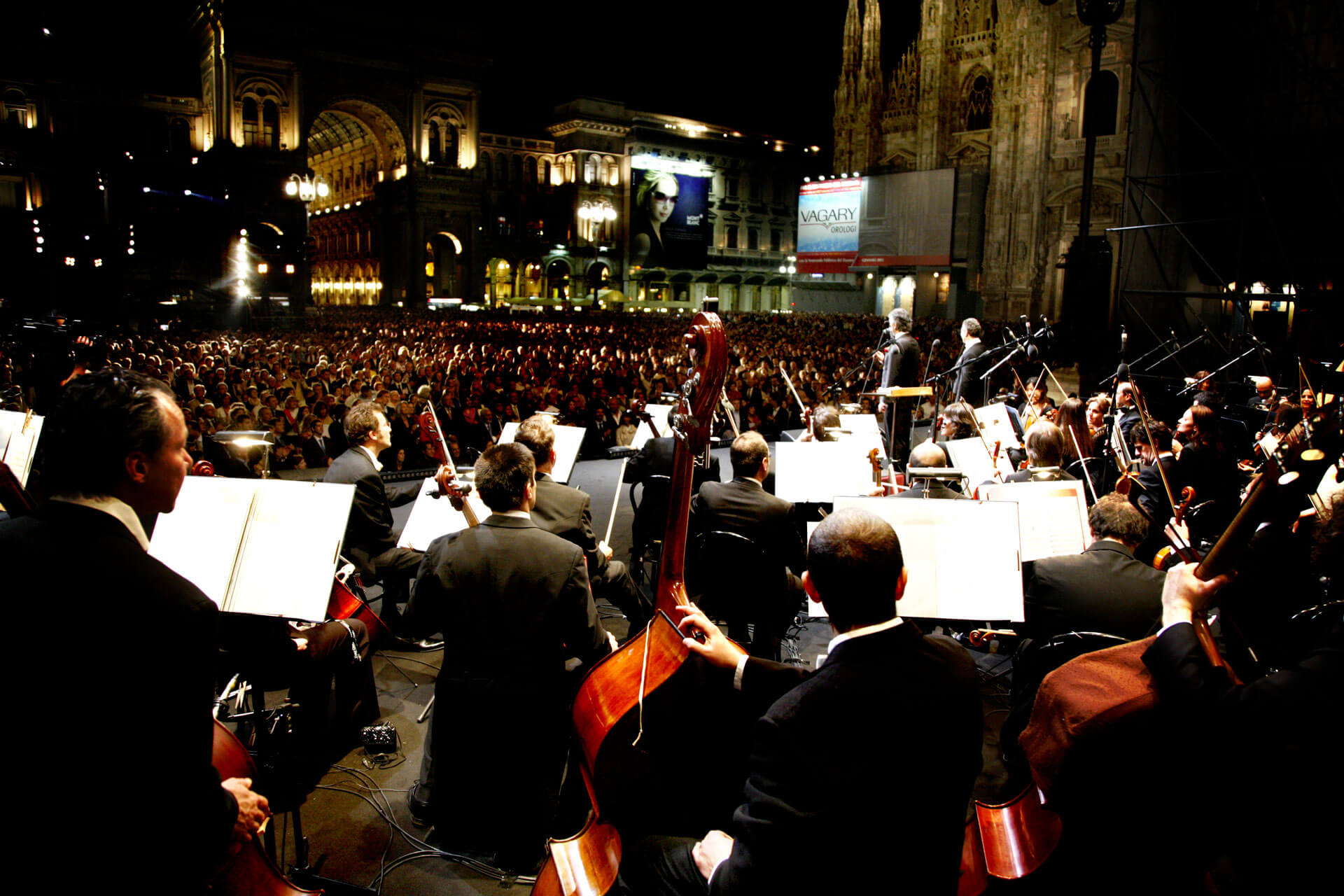 Anniversary Of The Italian Republic, Piazza Duomo, Milan