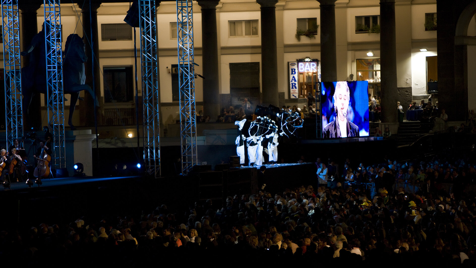 Piazza Del Plebiscito, Naples